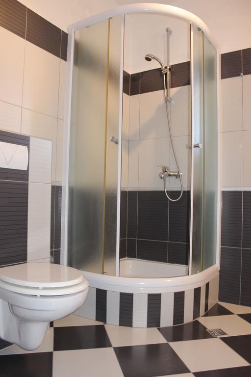 Apartments Bluesun Omis Exterior photo