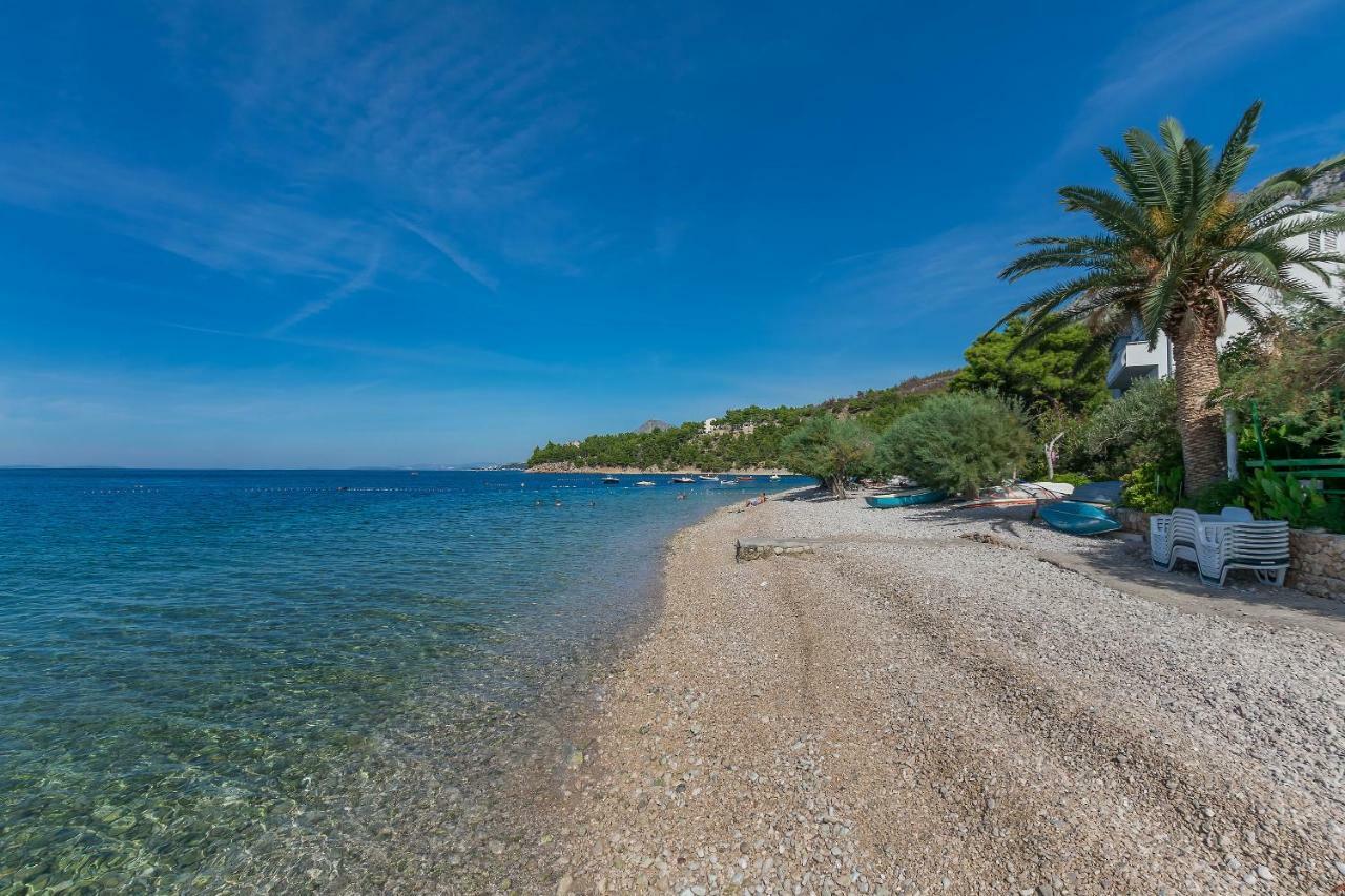 Apartments Bluesun Omis Exterior photo